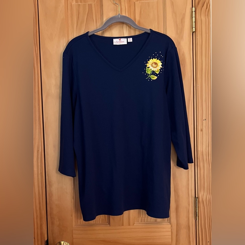 Quacker Factory Navy 3/4 Sleeve Top with Sunflower Detail